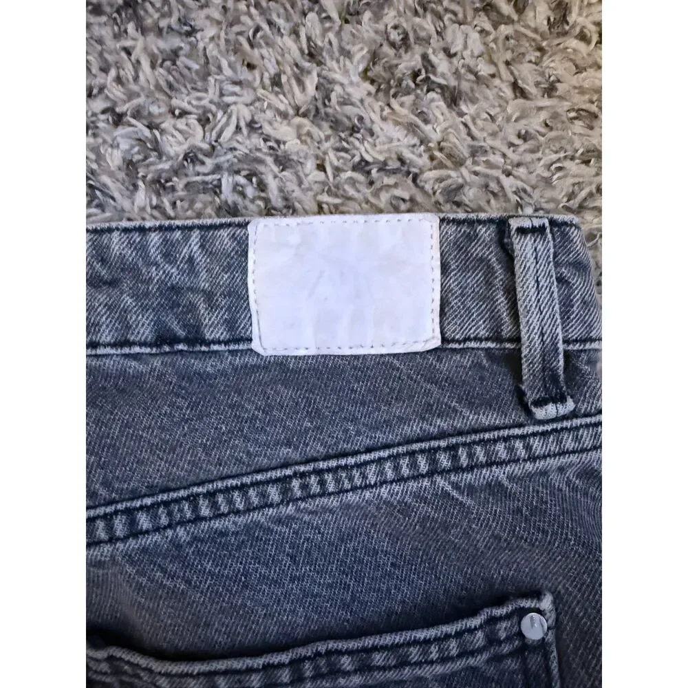 Zara Grey High Rise Straight Leg Jeans Frayed‎ Hem Size 6 / 28